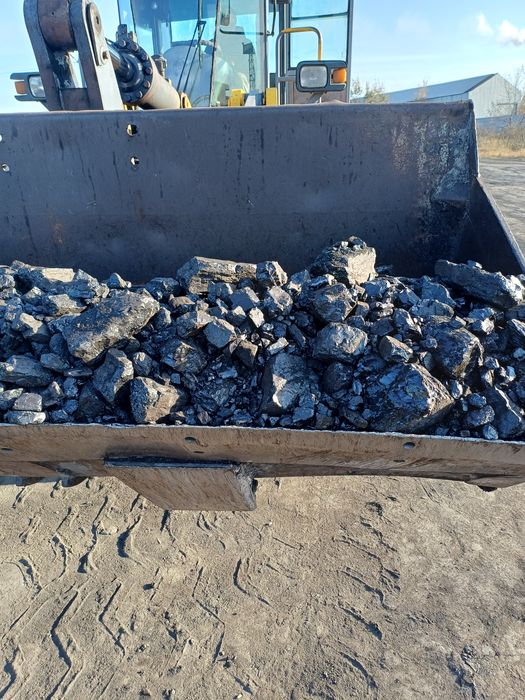 Привезу уголь,хороший,свежий.