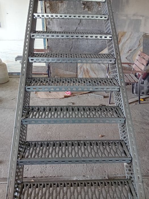 Scara metalica zincata 6m