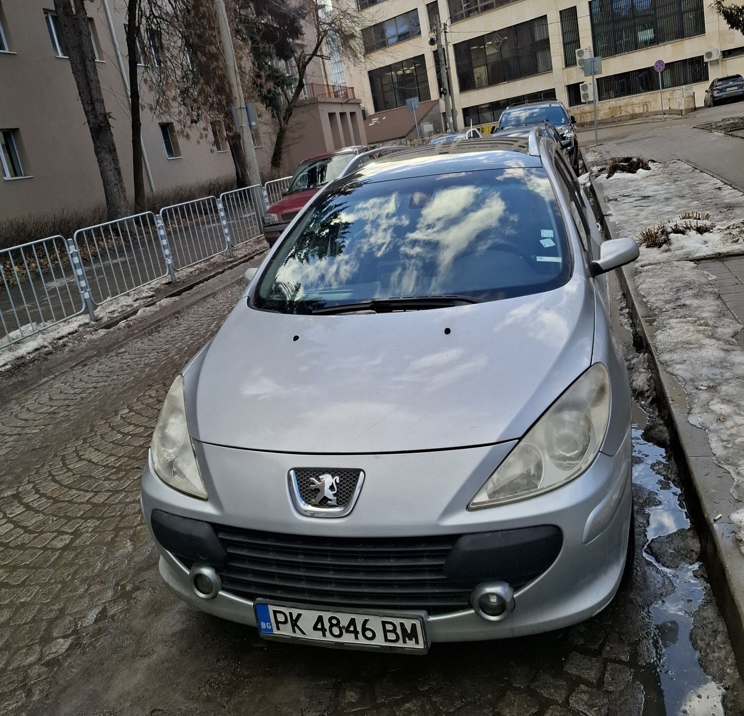 Продавам Пежо 307sw