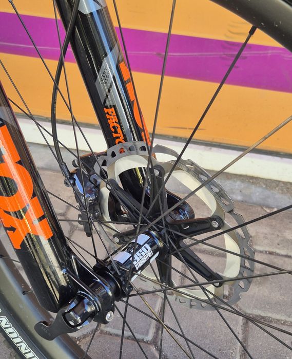 Bicicleta electrica  emtb Wallis full carbon 27.5