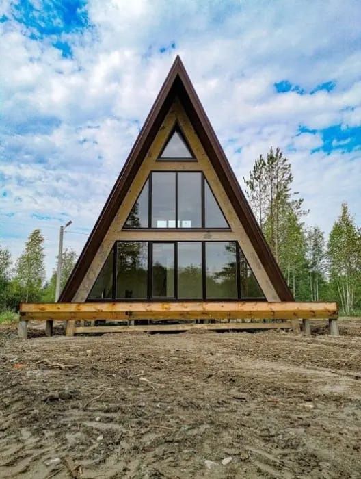 Cabane stil A Frame si case din structura de lemn, dimensiuni in funct