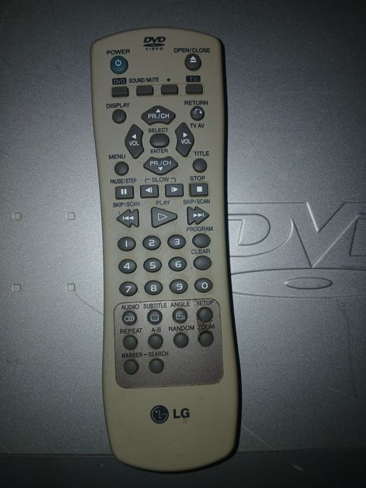 DVD / ДВД плеър LG, с дистанционно