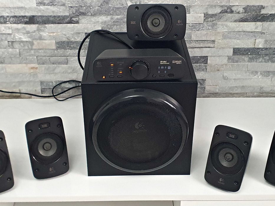 sistem  audio  logitech  5 + 1