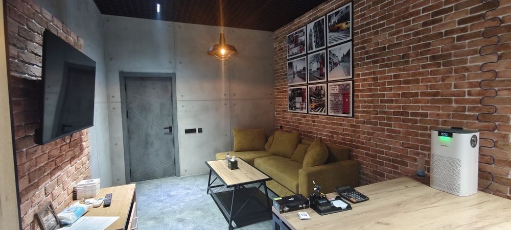 Ofis srochna sotiladi