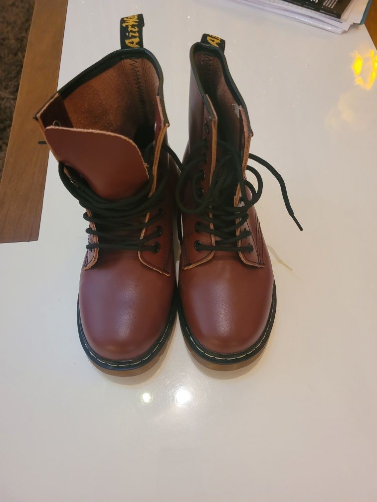 Боти, Dr. Martens пролет,  есен- зима 37