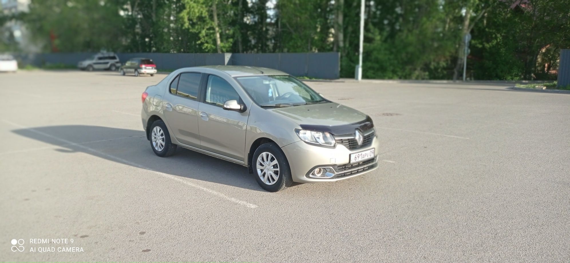 Renault Logan АКПП 1.6 2016 Г