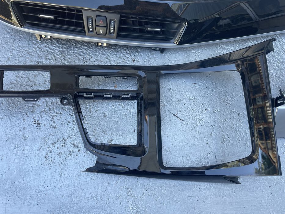 Интериорни лайстни БМВ Х1, Ф48 (laistni bmw x1, f48)