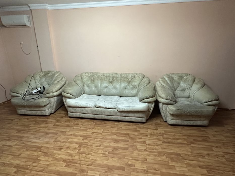 Продам б/у диван