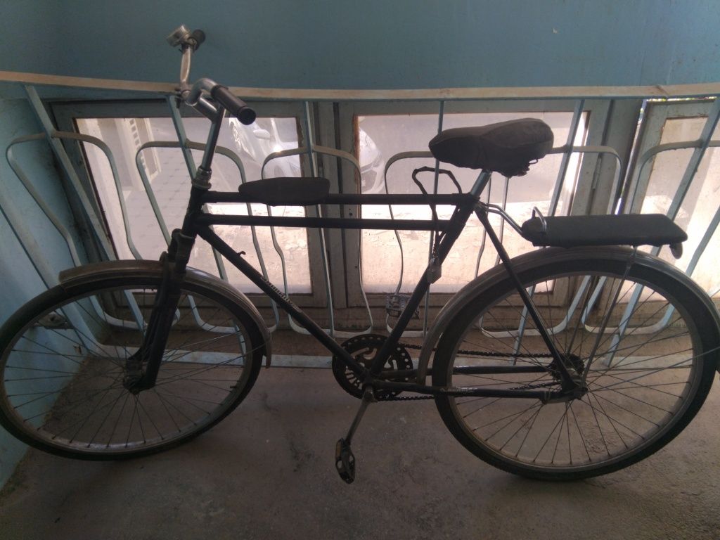Rassiski Ural Velosaped