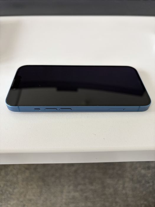 Предлагам iPhone 13