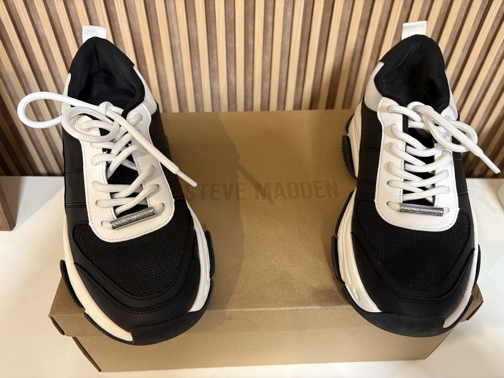 Сникърси Steve Madden 38