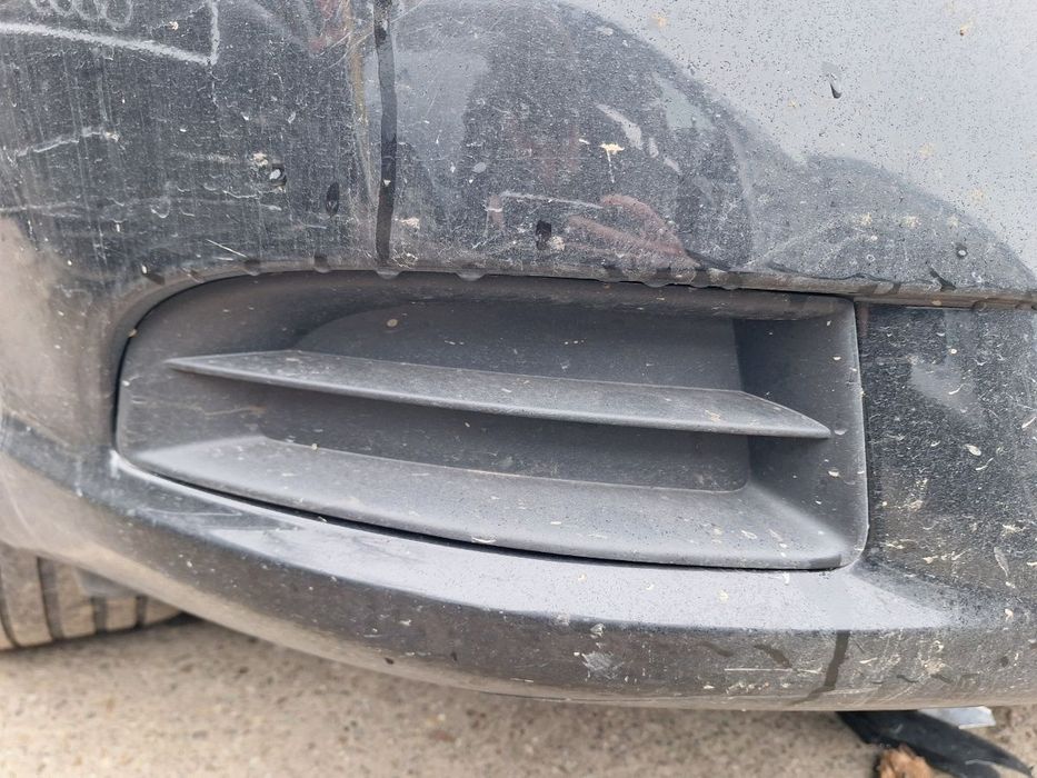 Grila inferioara bara de protectie fata dreapta SKODA OCTAVIA 1Z3 2004 - 20132.0 TDI 16V BKD, CFHC, CLCB