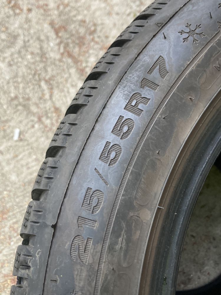 Зимни гуми 215/55/17 Dunlop