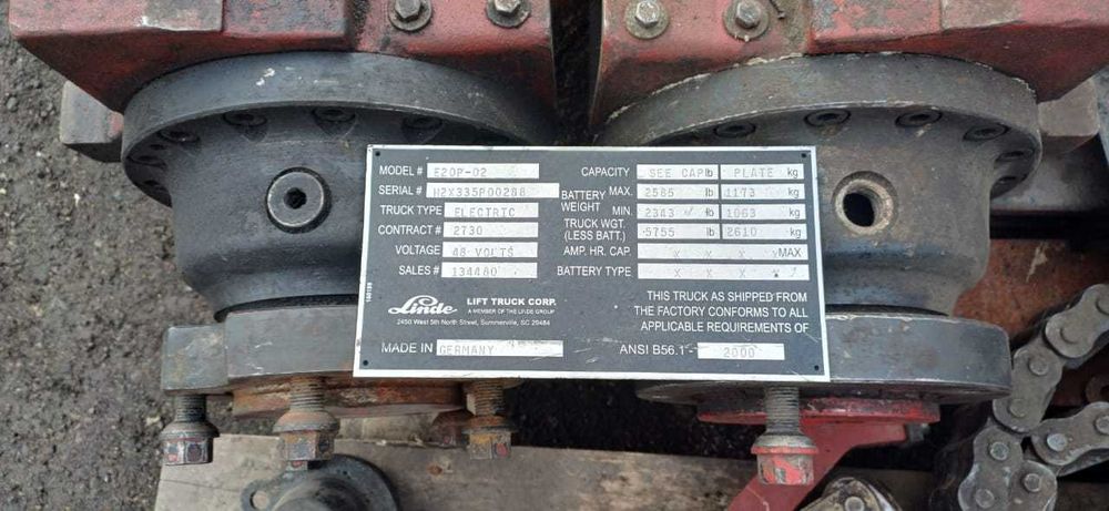 Запчасти погрузчика Linde Электромоторы гидрораспределитель на фото БУ