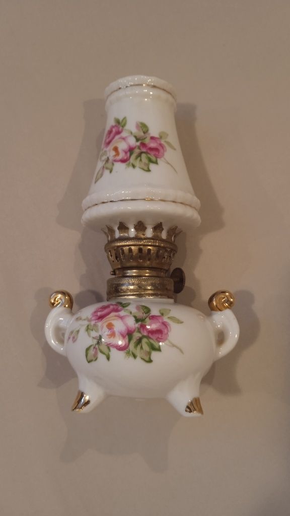 Mini lampa cu ulei din portelan cu motive florale pictata manual