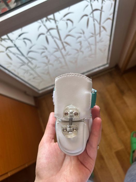 Orteza Bebax picior drept 9.5 cm - livrare gratuita in tara