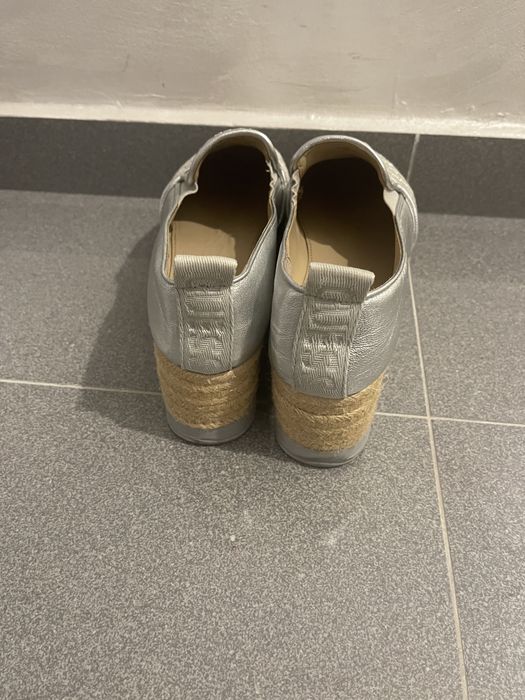 Adidasi guess nr 37