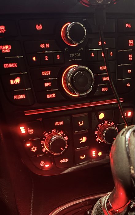 Vând Opel Meriva 2011