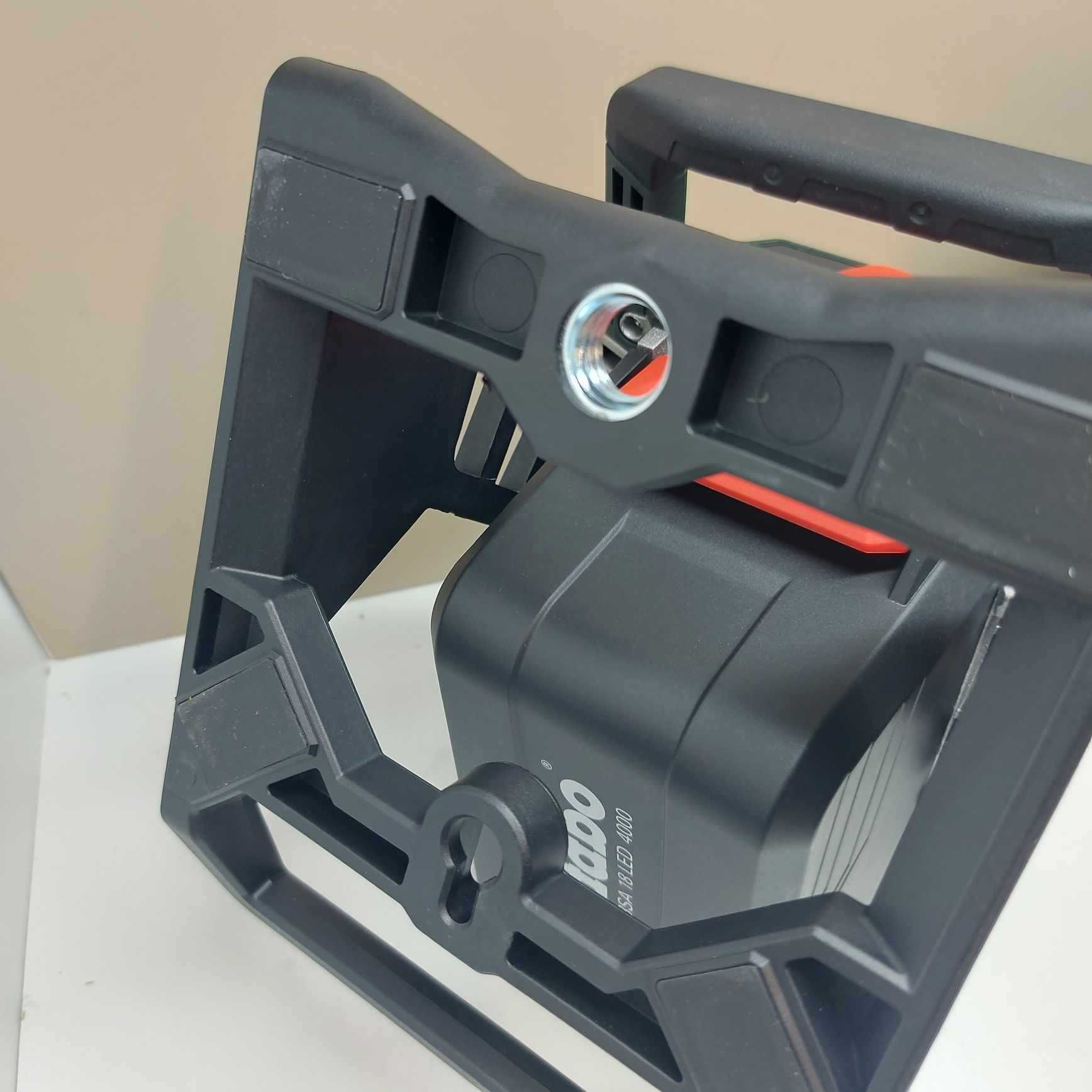 Строителен акумулаторен прожектор Metabo BSA 18 LED 4000