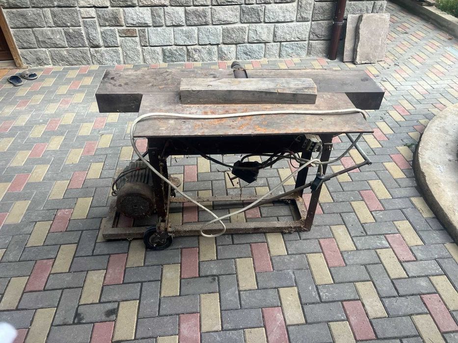 Абрихт - трифазен