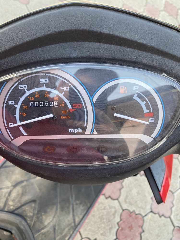 Скутер Дакар м8 пробег мелкий прошел обкатку 125кубов