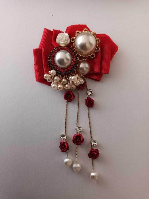 НОВА брошка ръчна изработка, Спиди- намалена от 36 на 29лв!