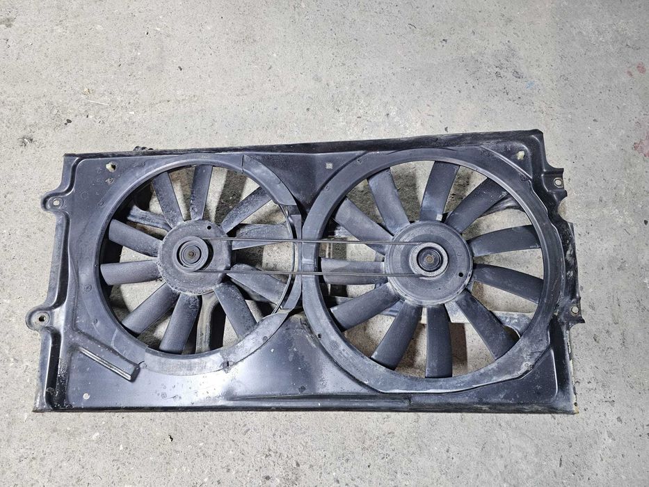 Ventilator racire radiator original Volkswagen Passat B4