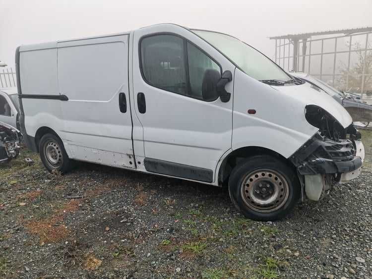 Opel Vivaro 2.0 CDTI 115кс НА ЧАСТИ