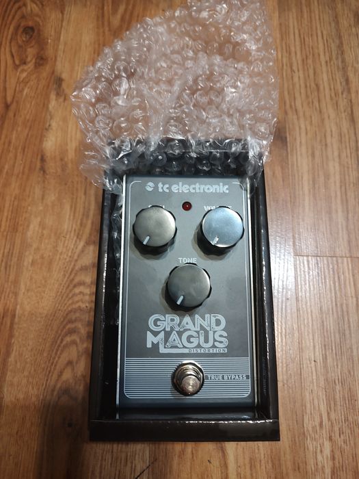 TC electronic Grand Magus дисторжън за китара