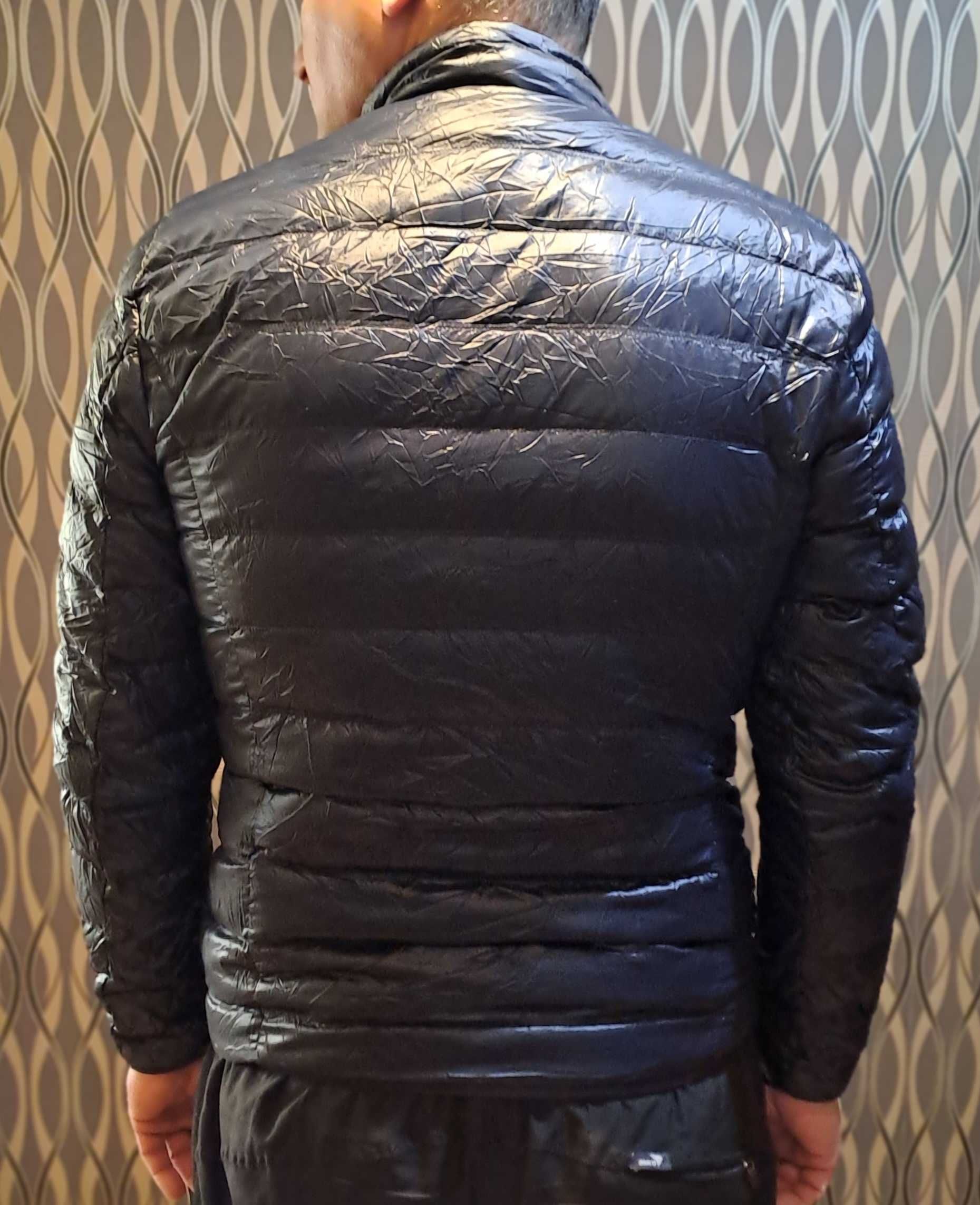 Мъжко яке Armani !