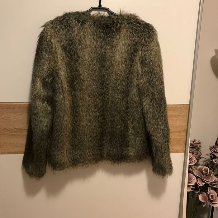 Jacheta blana artificiala H&M, noua, 38