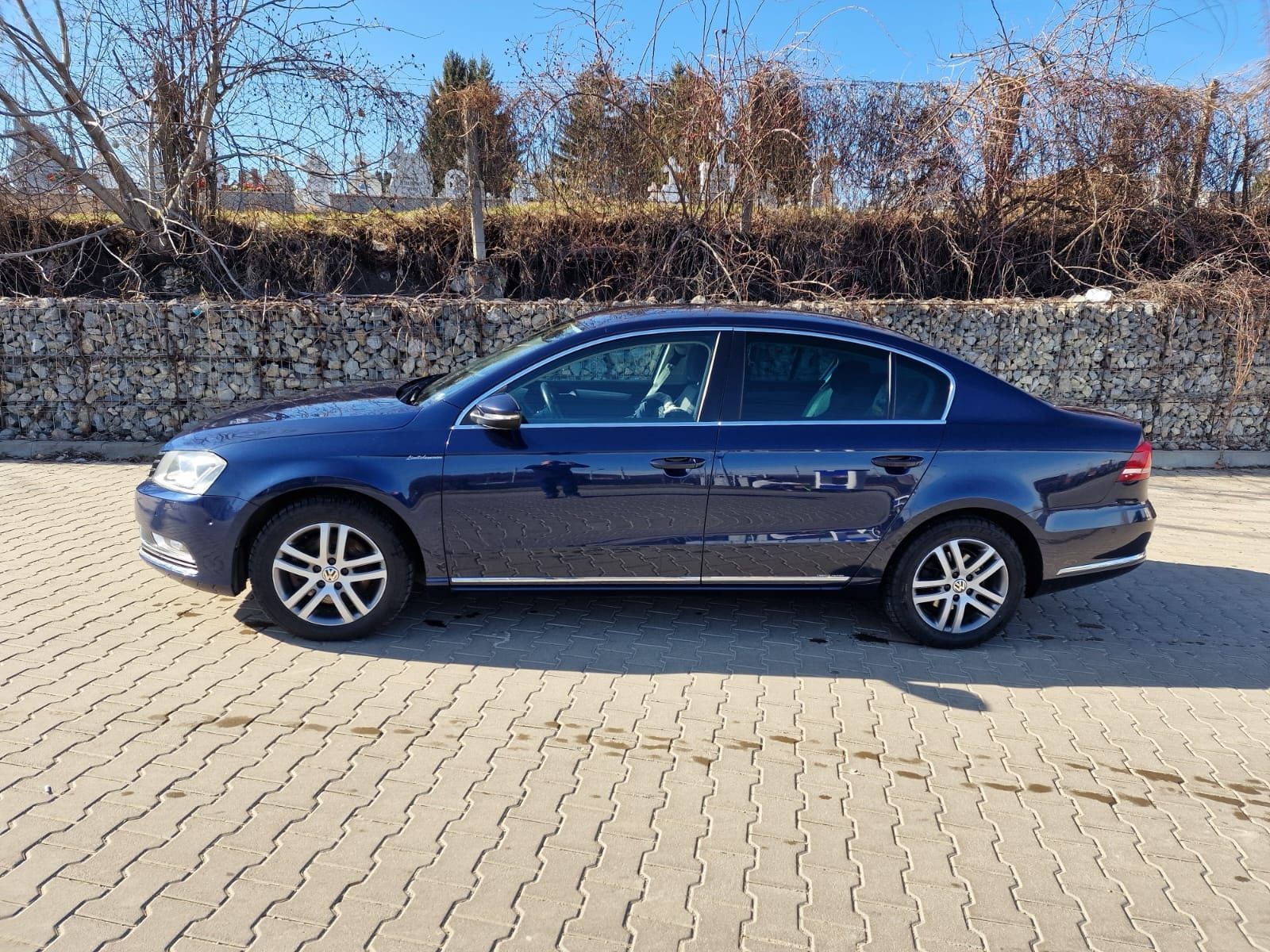 Vând wolkswagen passat