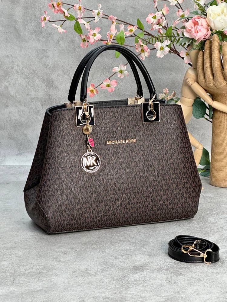 Genti Michael Kors noi!