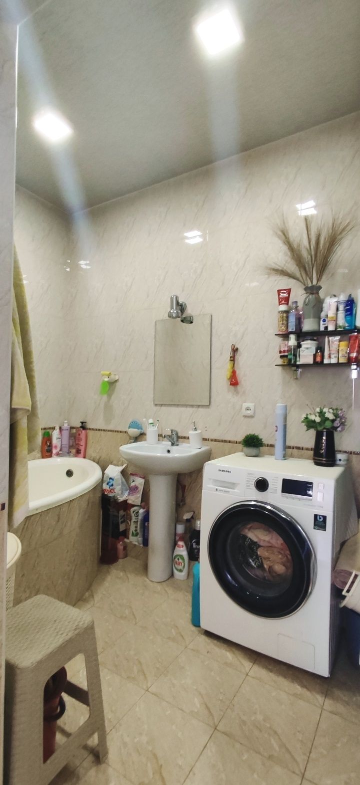 ИПОТЕКА • ПРОДАЁТСЯ, Мирабад, Центр,  145-школа, 2-комнатная квартира