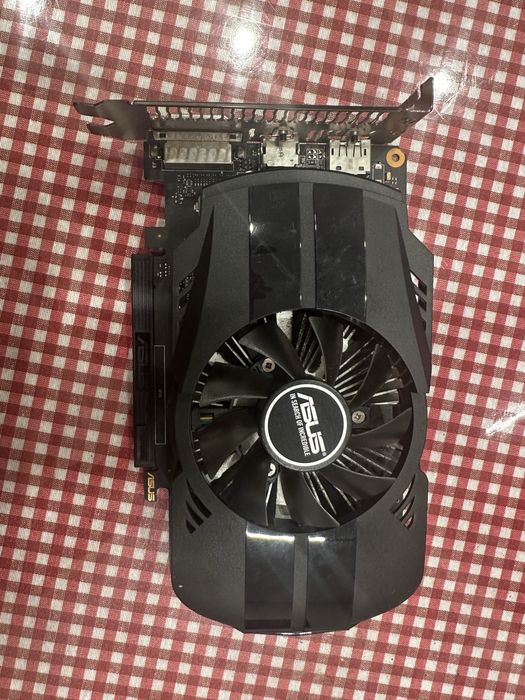 Продаю видеокарту Asus gtx 1050ti 4gb