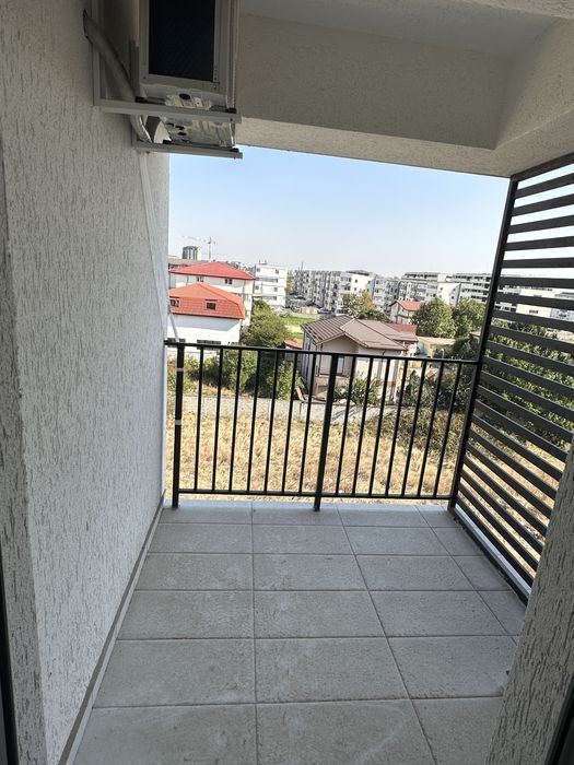 Garsoniera de inchiriat decomandata