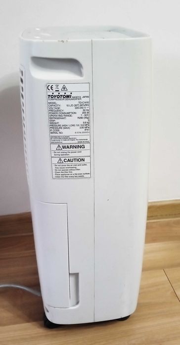 Влагоабсорбатор TOYOTOMI 10л. / 24ч.