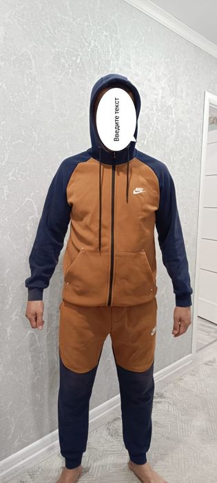 Продам спортивный костюм на флисе