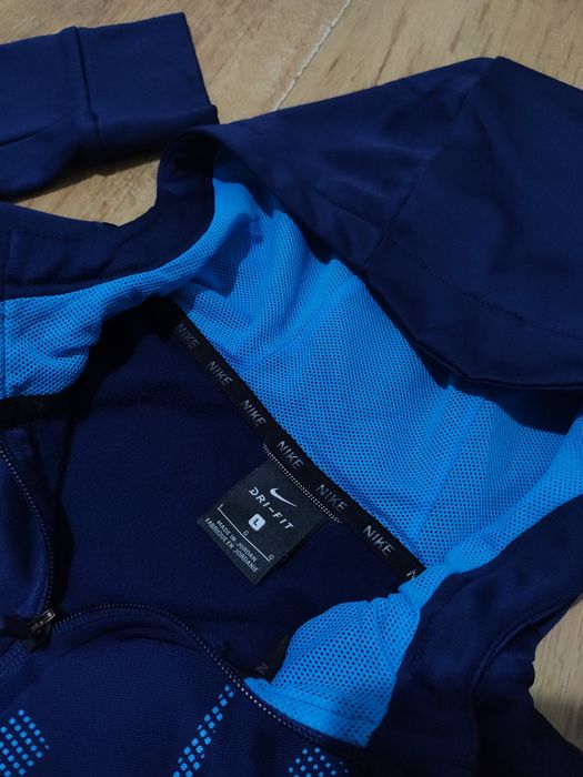 Hanorac Nike Dri Fit mărimea 14 ani