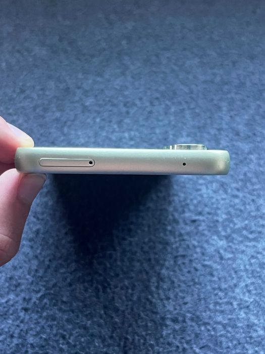 Samsung Galaxy A54 5G – Отлично състояние, с оригинални аксесоари