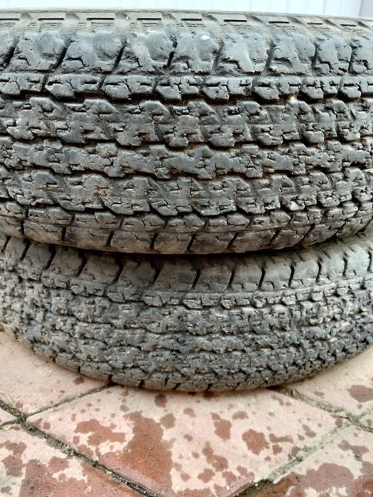 Продам шины все сезонные в хорошем состоянии