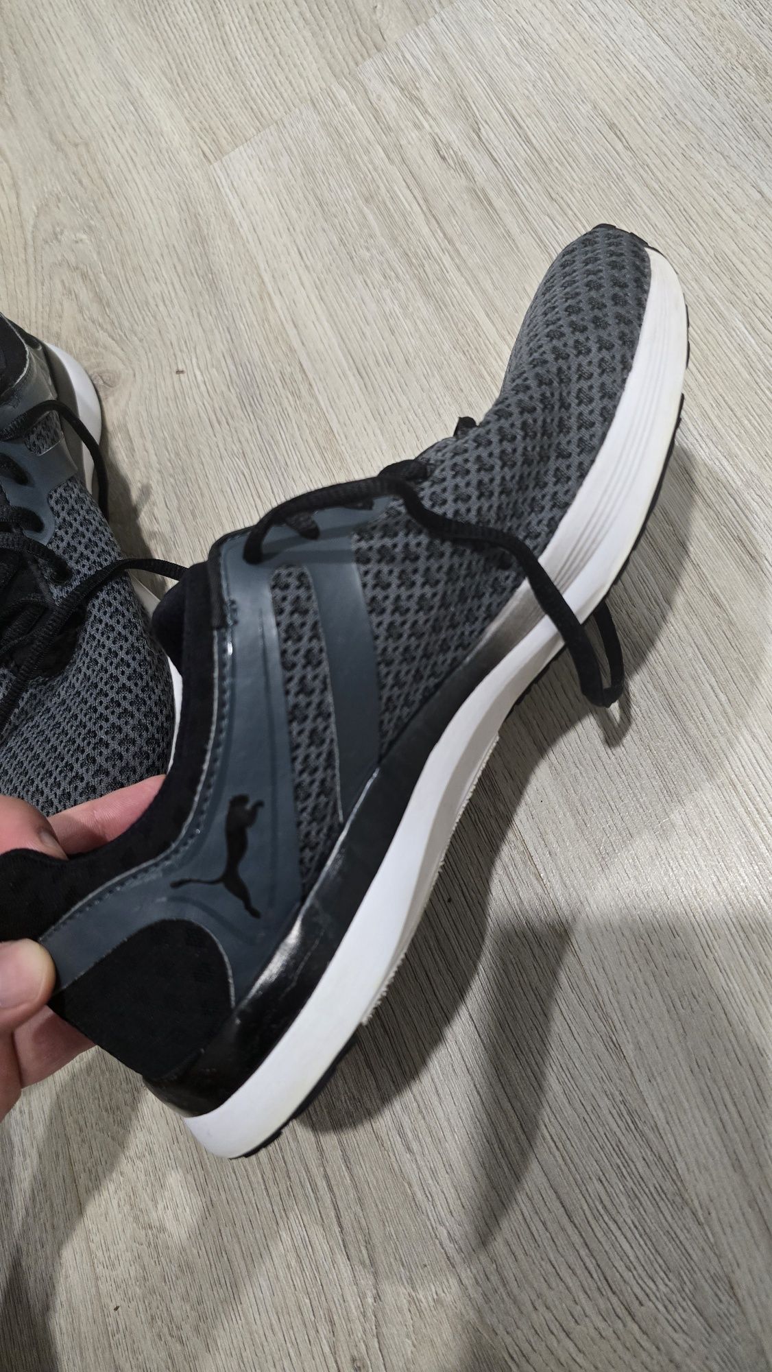 Маратонки Puma Trening номер 40.5