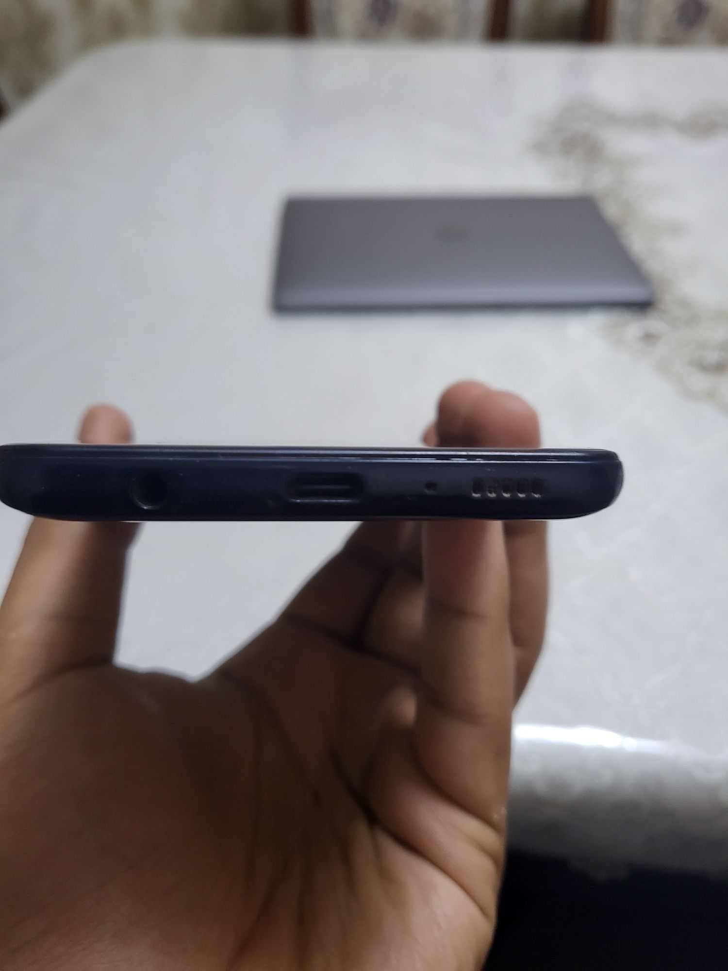 Samsung A21s holati zo'r