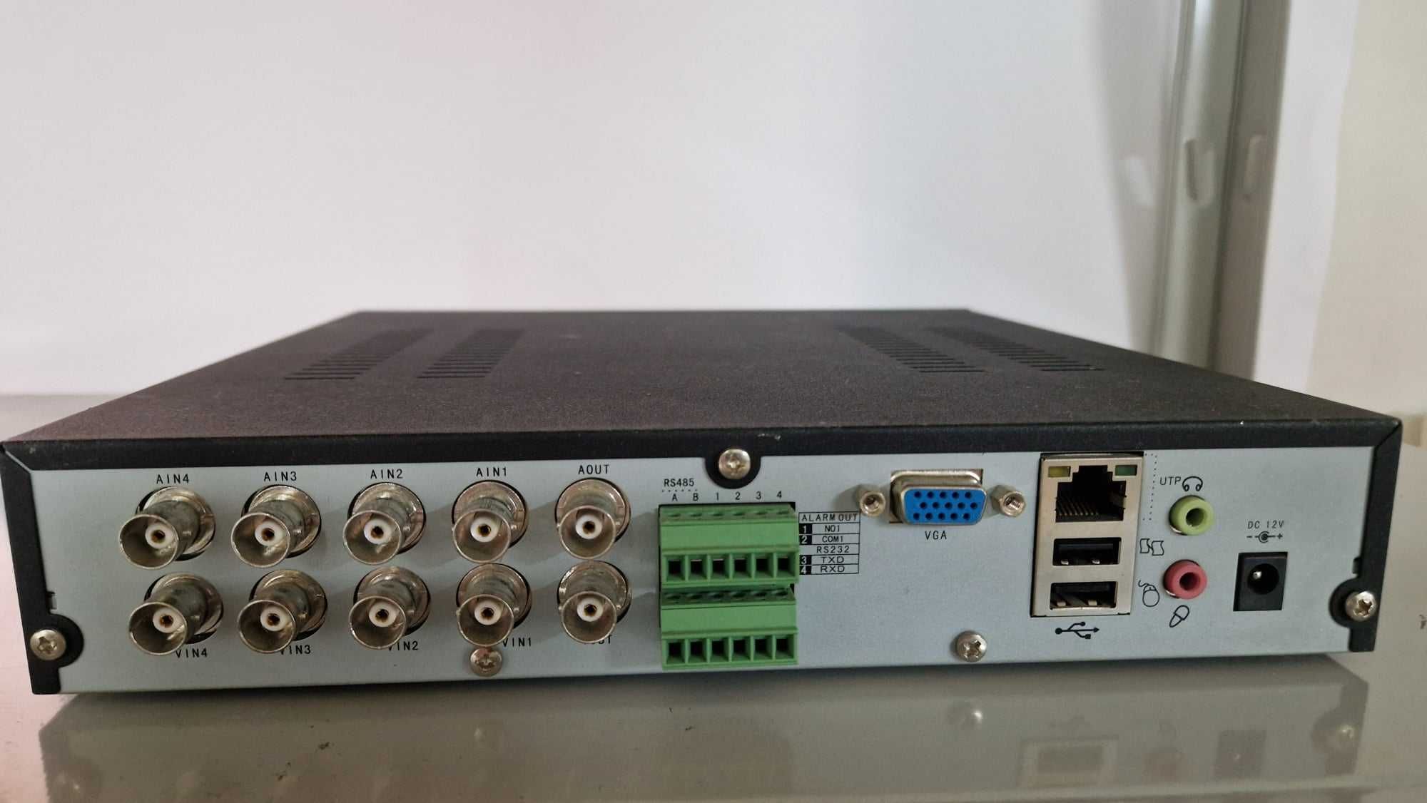 Четири канален  цифров видеорекордер  4 канален DVR - DV-DVR404D