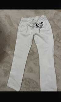 Pantaloni Abercrombie&Fitch