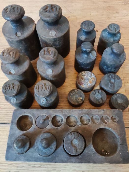 Стар кантар с тежести
