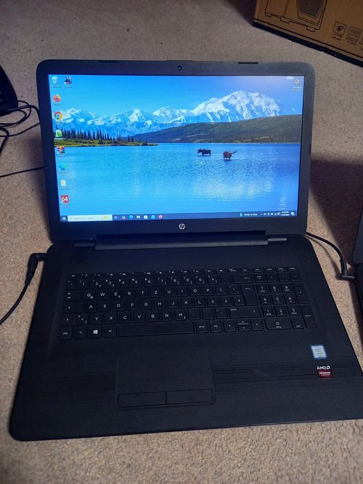 Laptop HP 17 inci i5 gen 7 ddr4,ssd