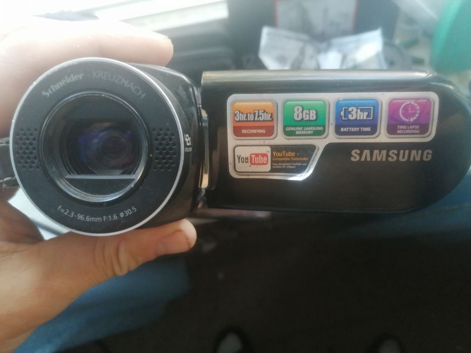 Продам видеокамеру Samsung
