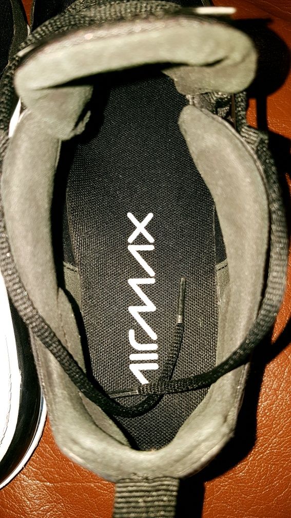Маратонки Nike Air Max 270 react