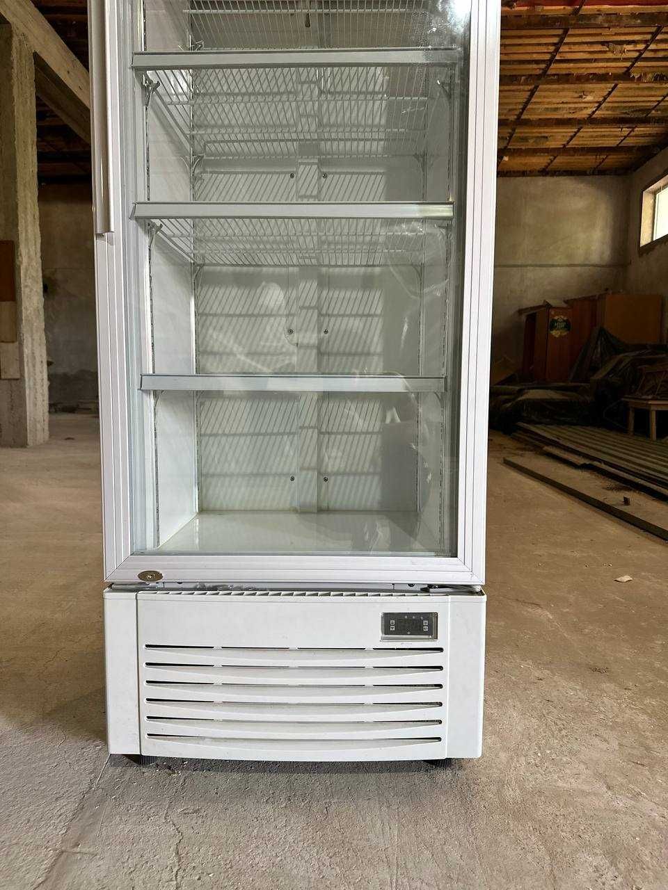 Витринные холодильники Dukers 350-литровый,распродажа